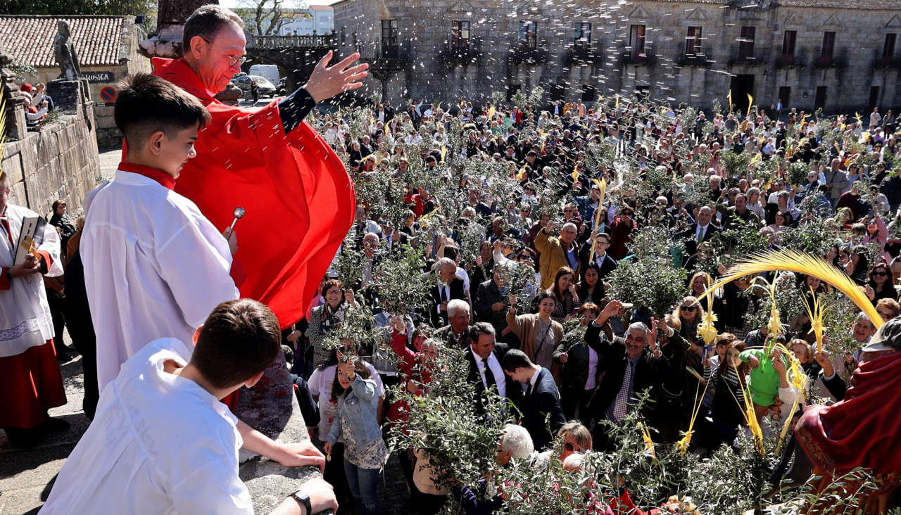 Bendiciu00f3n domingo de ramos Fefiu00f1u00e1ns Cambados