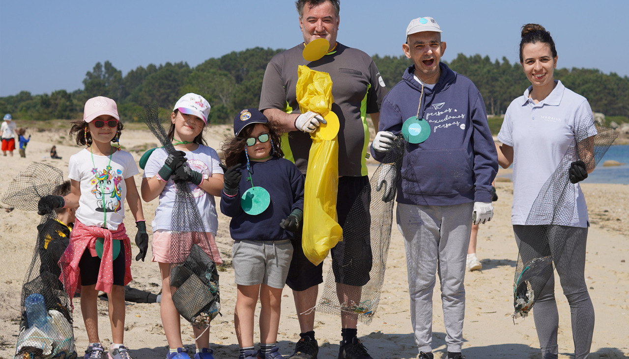 Amicos basura playa o grove