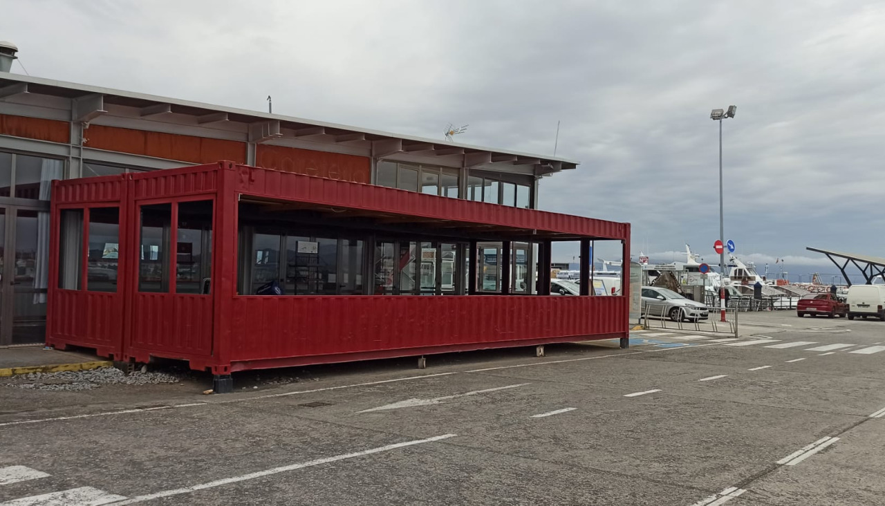 Contenedor cafeteria o grove