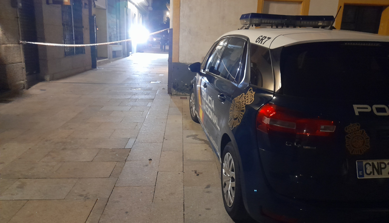 Un joven se debate entre la vida y la muerte tras ser disparado y ...