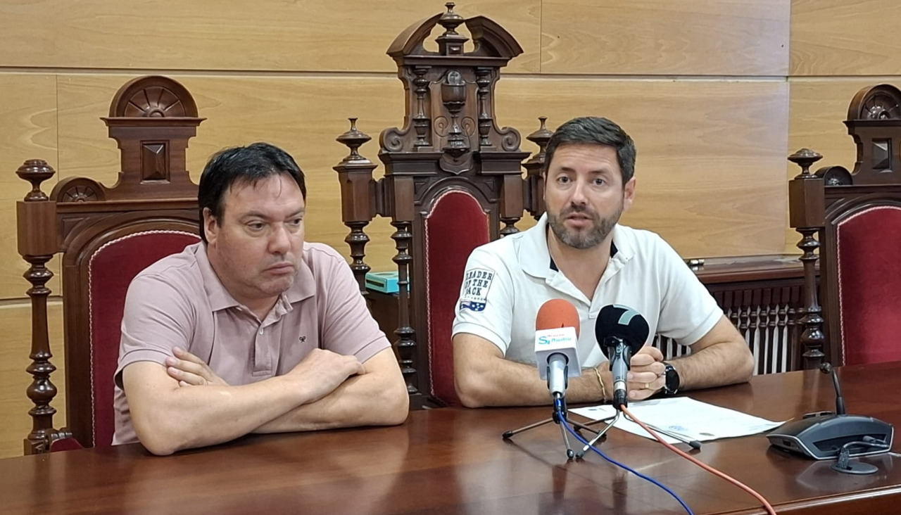Alcalde cambados samuel lago y concejal festexos tino cordal