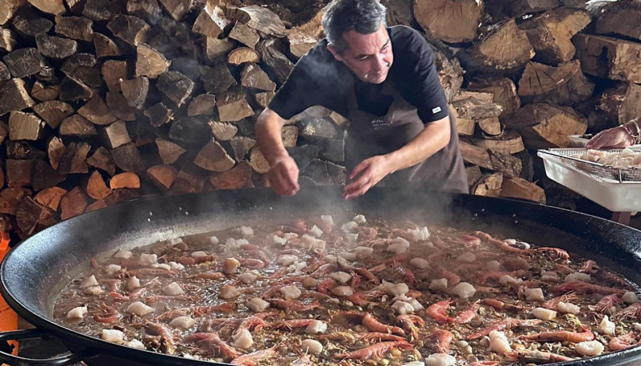 Javi olleros paella nos seus pes