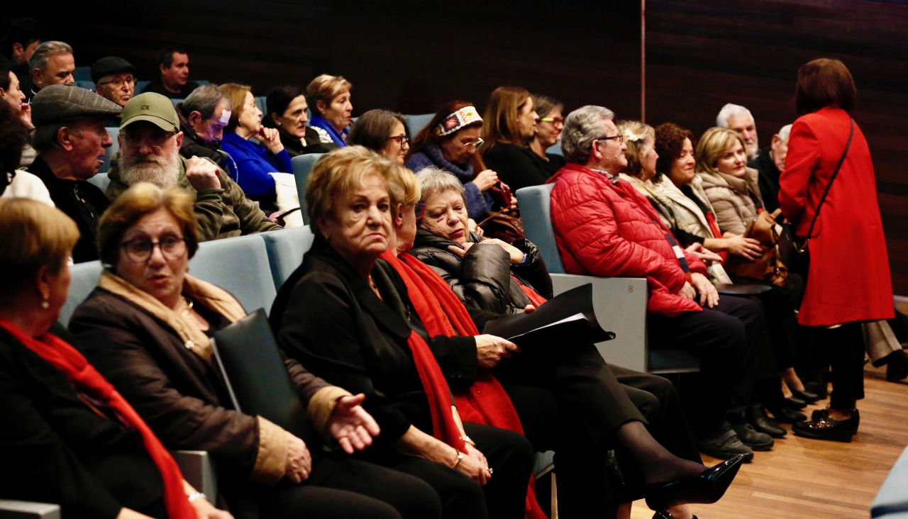 Público concierto uxía a illa
