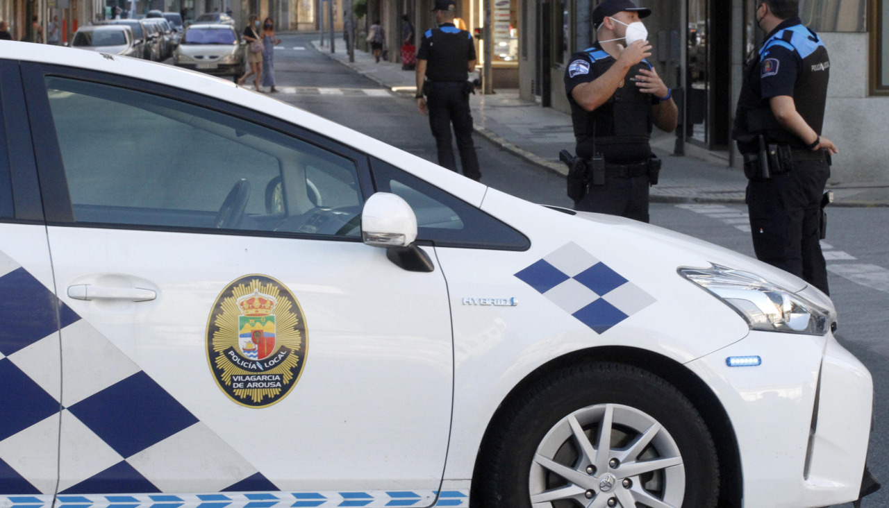 La Policía Local de Vilagarcía denuncia a un conductor que no tenía ...