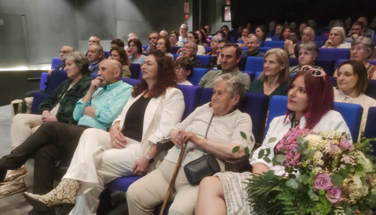 Proxecciou0301n coloquio documental Voces da conserva. Maio das Letras Galegas 2024 (5)