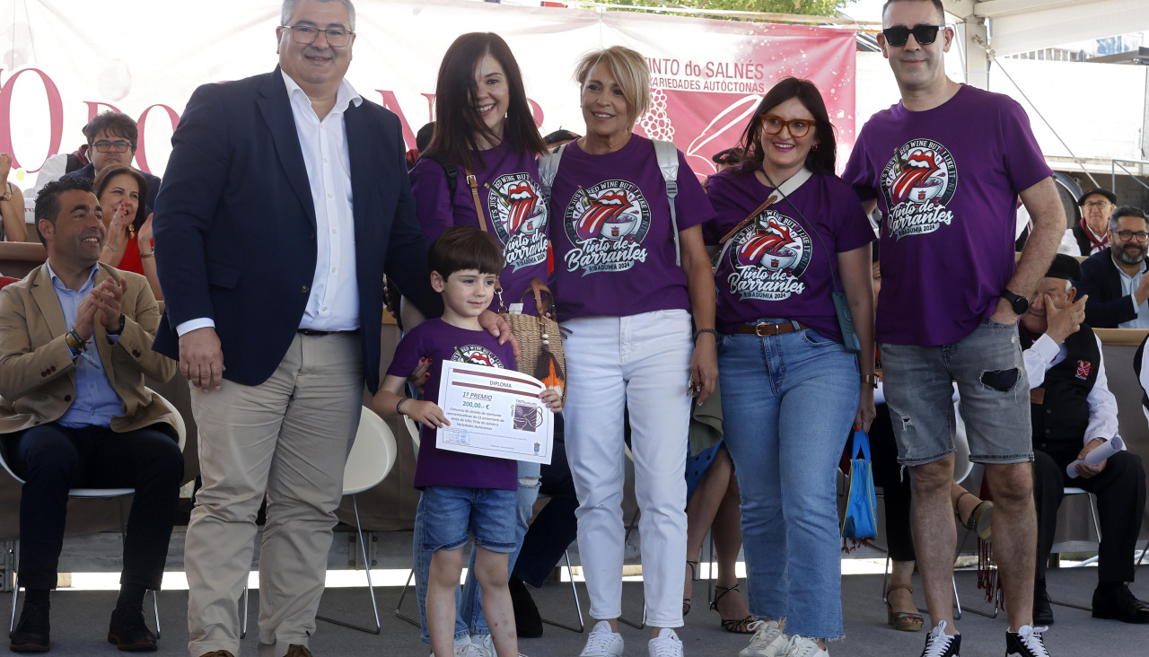 Ganador concurso camisetas festa do tinto ribadumia