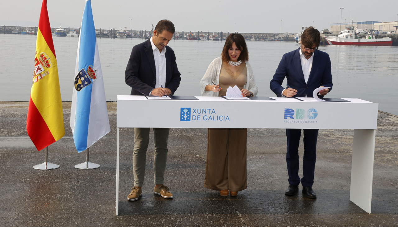 Firma convenio cambados energía recursos de galicia xunta