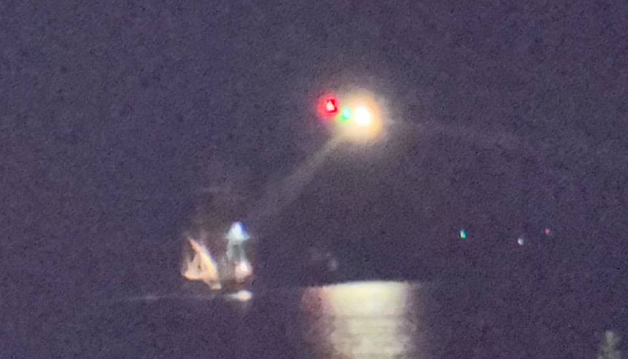 Helicu00f3ptero Salvamento Helimer fragata rura Shtandart A Illa de Arousa foco