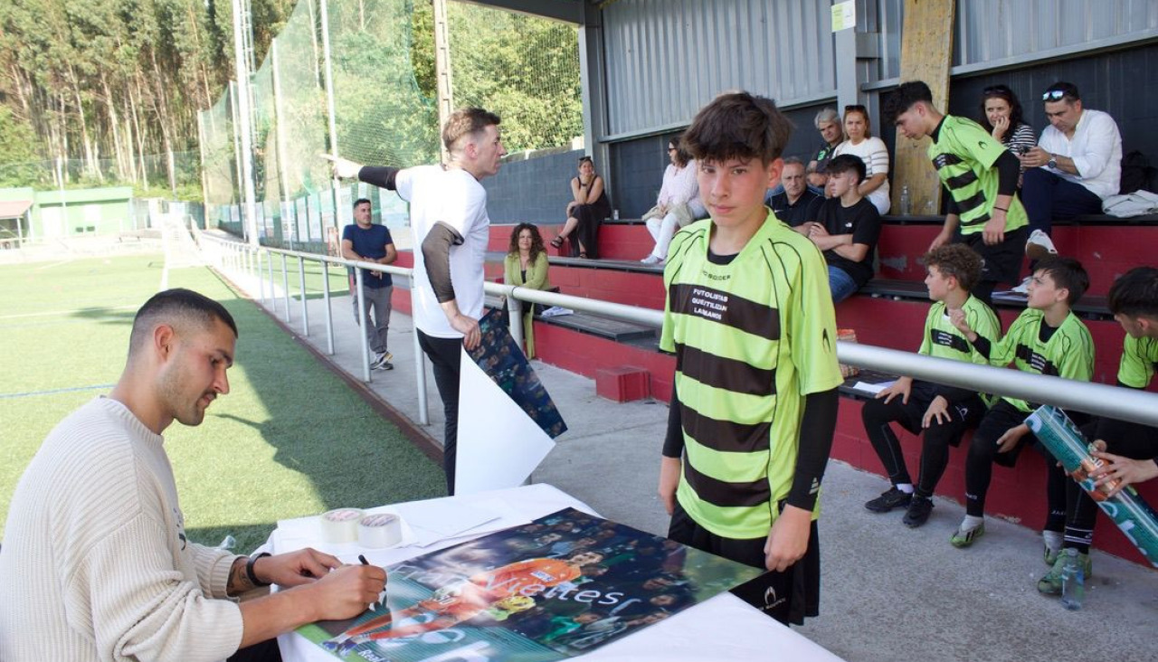 Vietes firmando