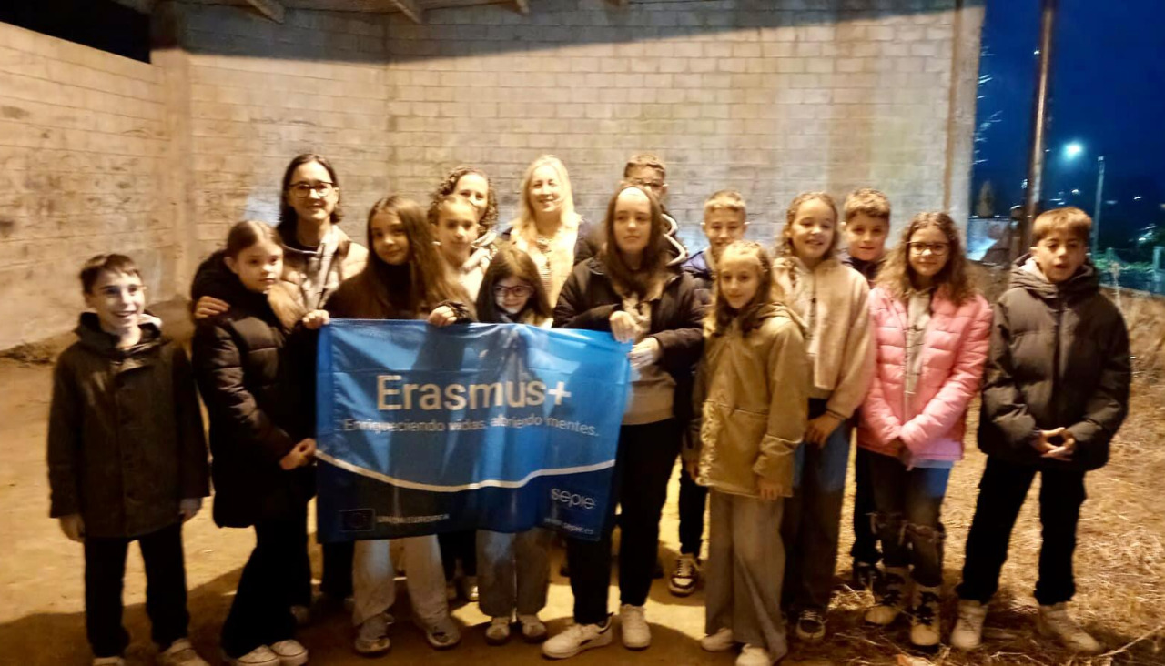 Los alumnos de sexto de Primaria antes de partir hacia Italia
