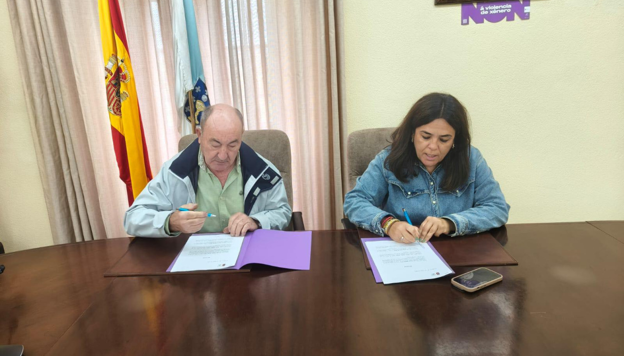 El acto de firma, en la Casa Consistorial