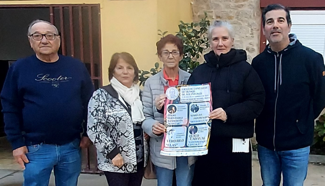 Xosé Luis Paz, Pepita Suárez, Rosita Millet, Elvira Pisos e Unai González; directivos de la asociación Francisco Lorenzo Mariño, presentaron el cartel del ciclo humorístico