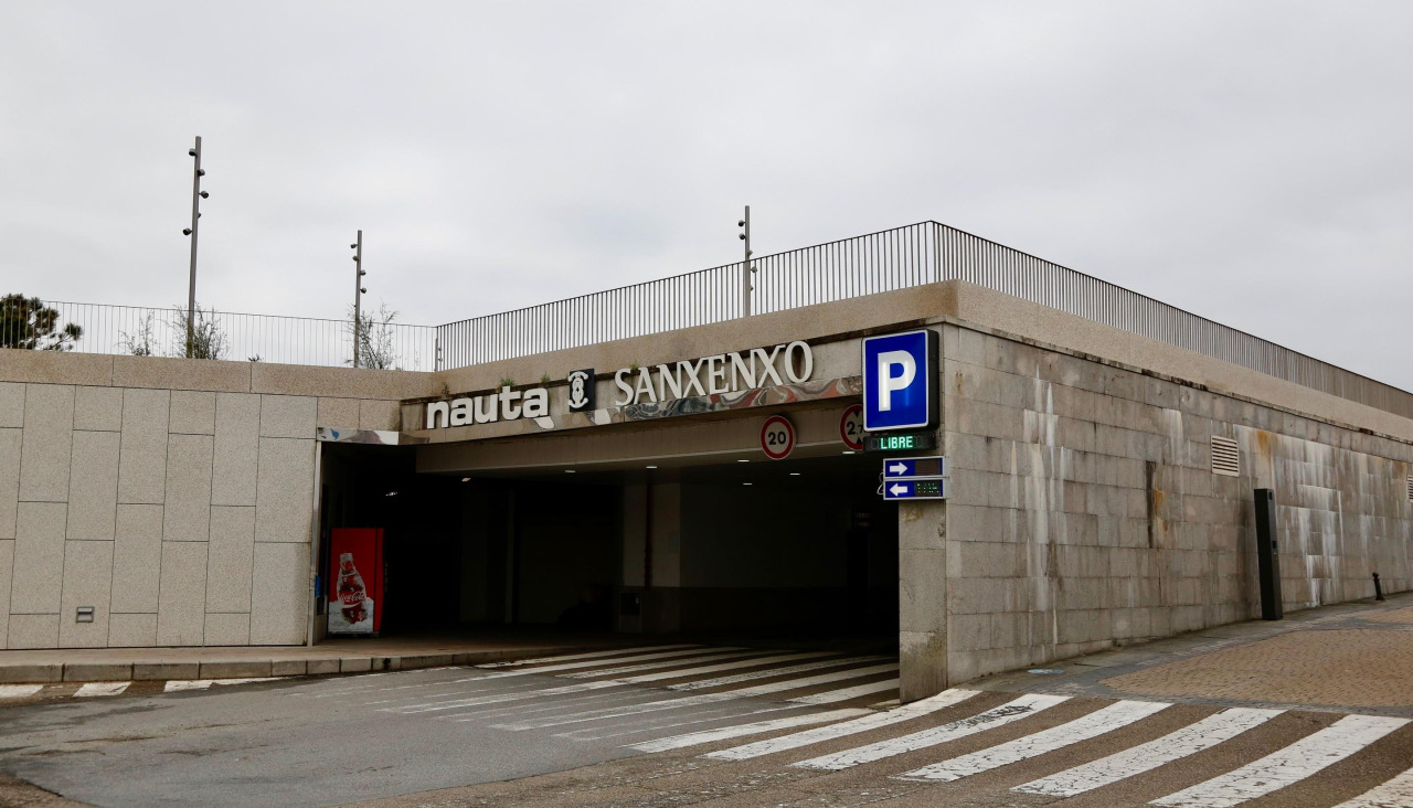 Imagen de archivo de la fachada del parking Nauta en Sanxenxo