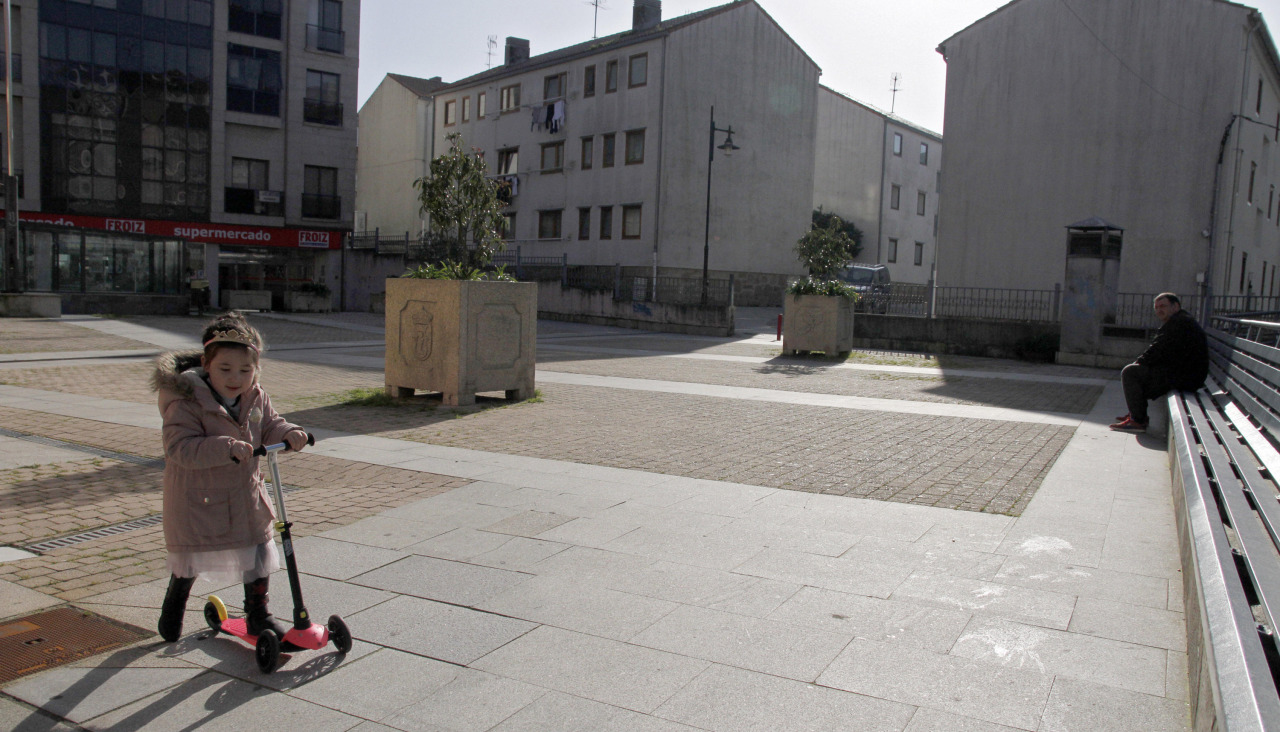 La plaza al pie del edificio cultural, en imagen de archivo