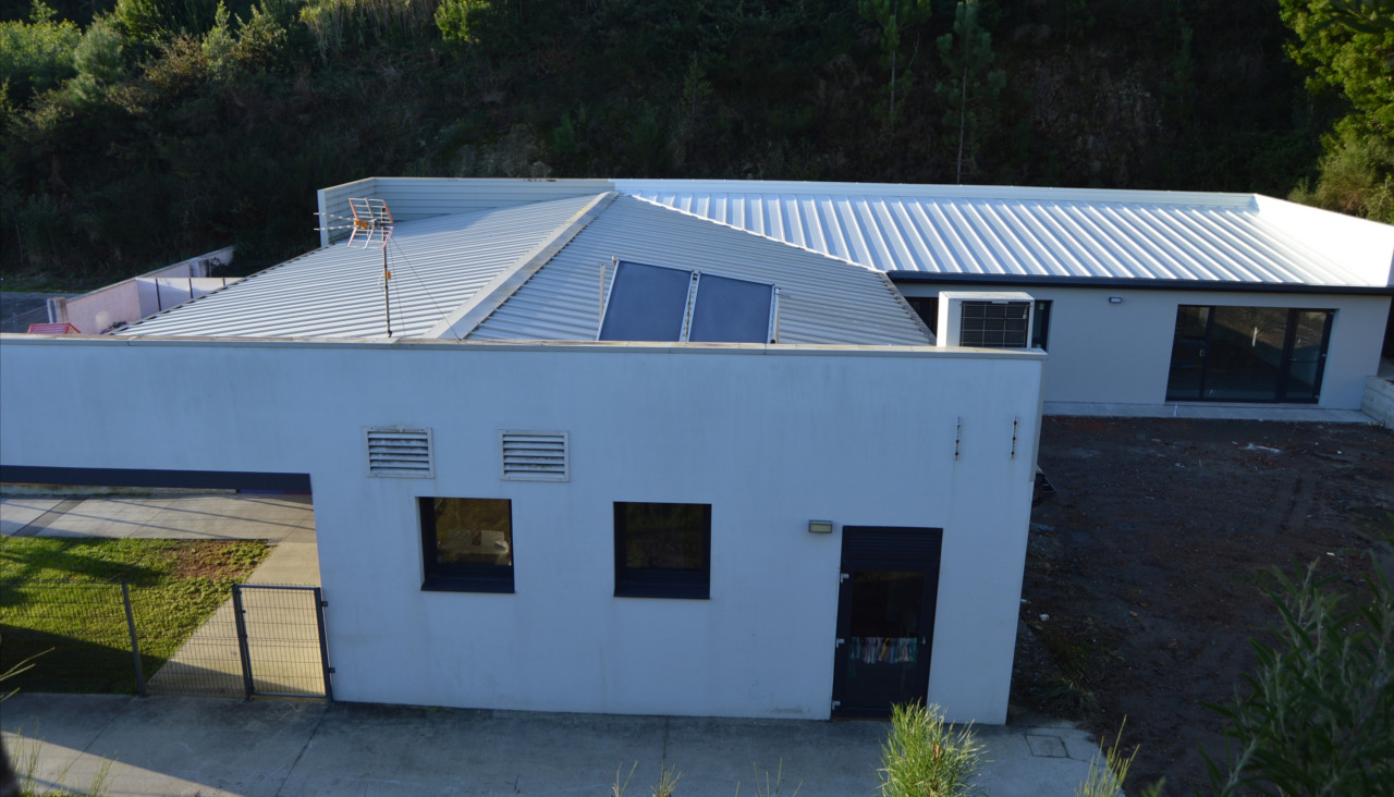 Las obras de ampliación de la escuela infantil del parque empresarial pobrense enfilan su recta final