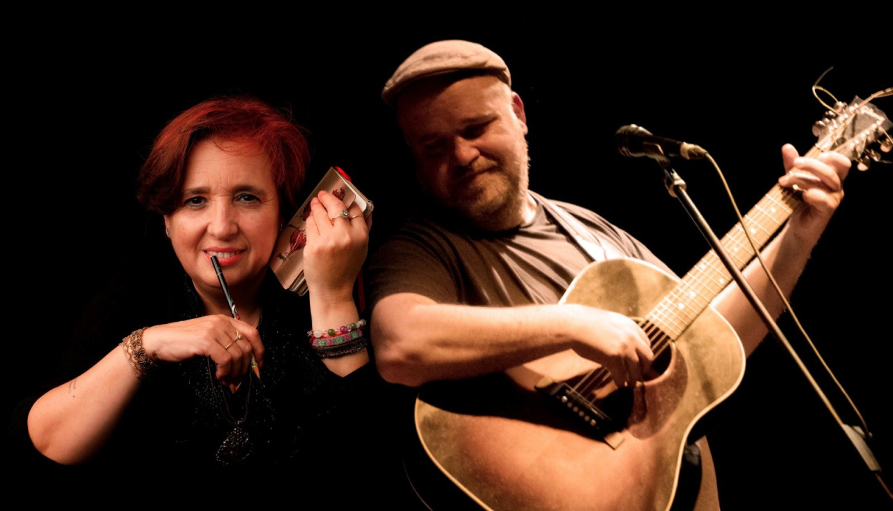 Andrea Maneiro con Manuel Dopico, que pondrá la música