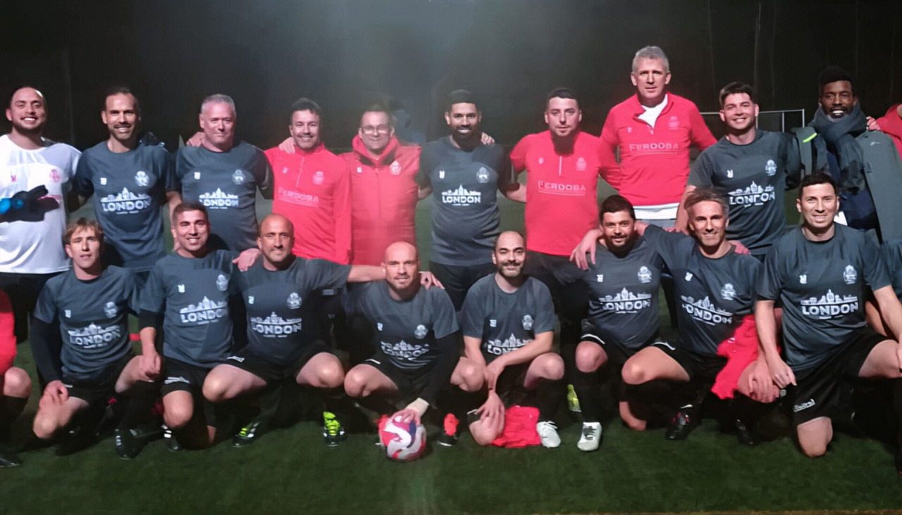 Una de las formaciones del Crocha London, que milita en Primera de Veteranos de la delegación de Santiago y logró el sábado su cuarta victoria en liga