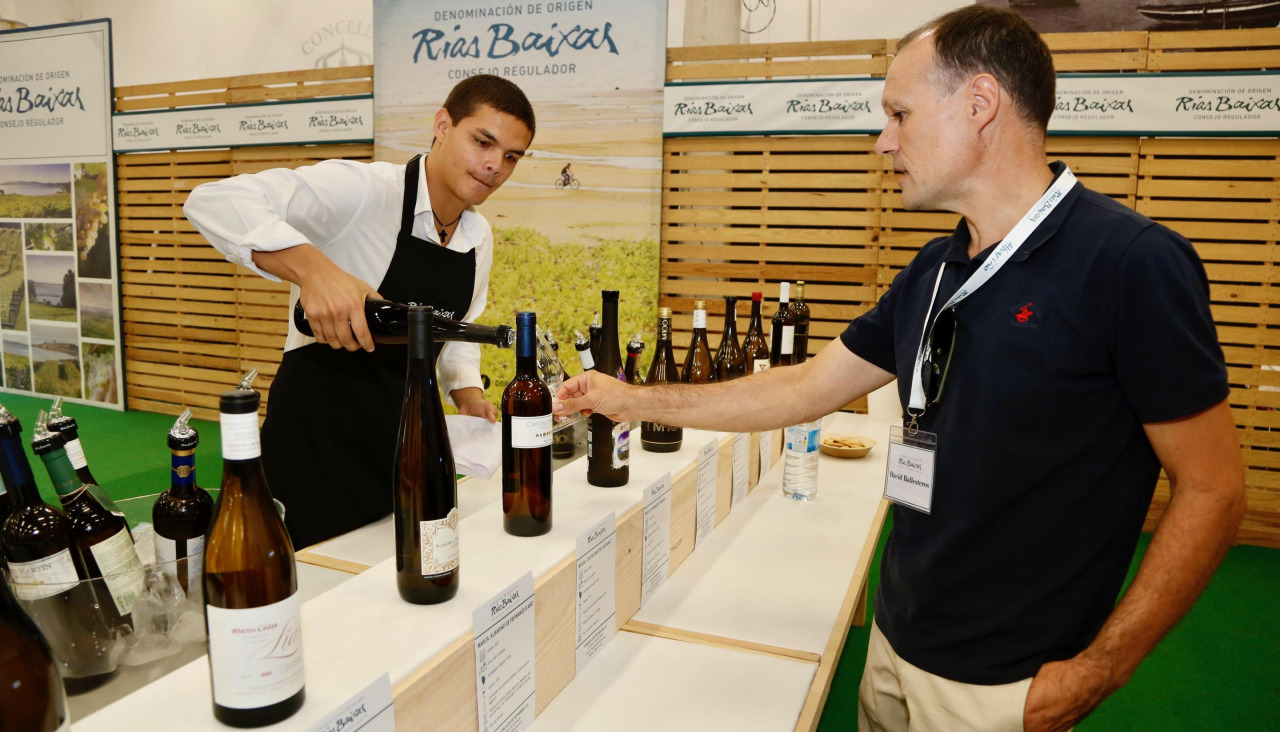 El túnel del vino celebrado en la Festa do Albariño es una de las acciones promocionales más relevantes