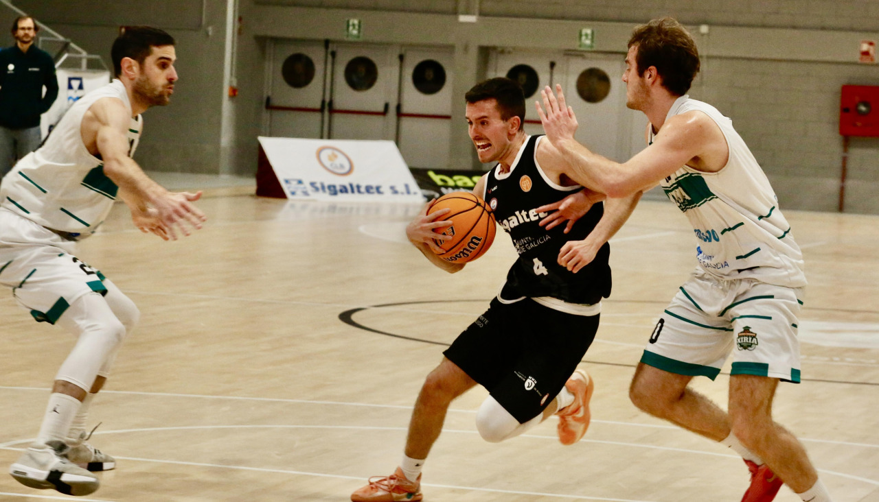 Óscar Castaño volvió a ser determinante