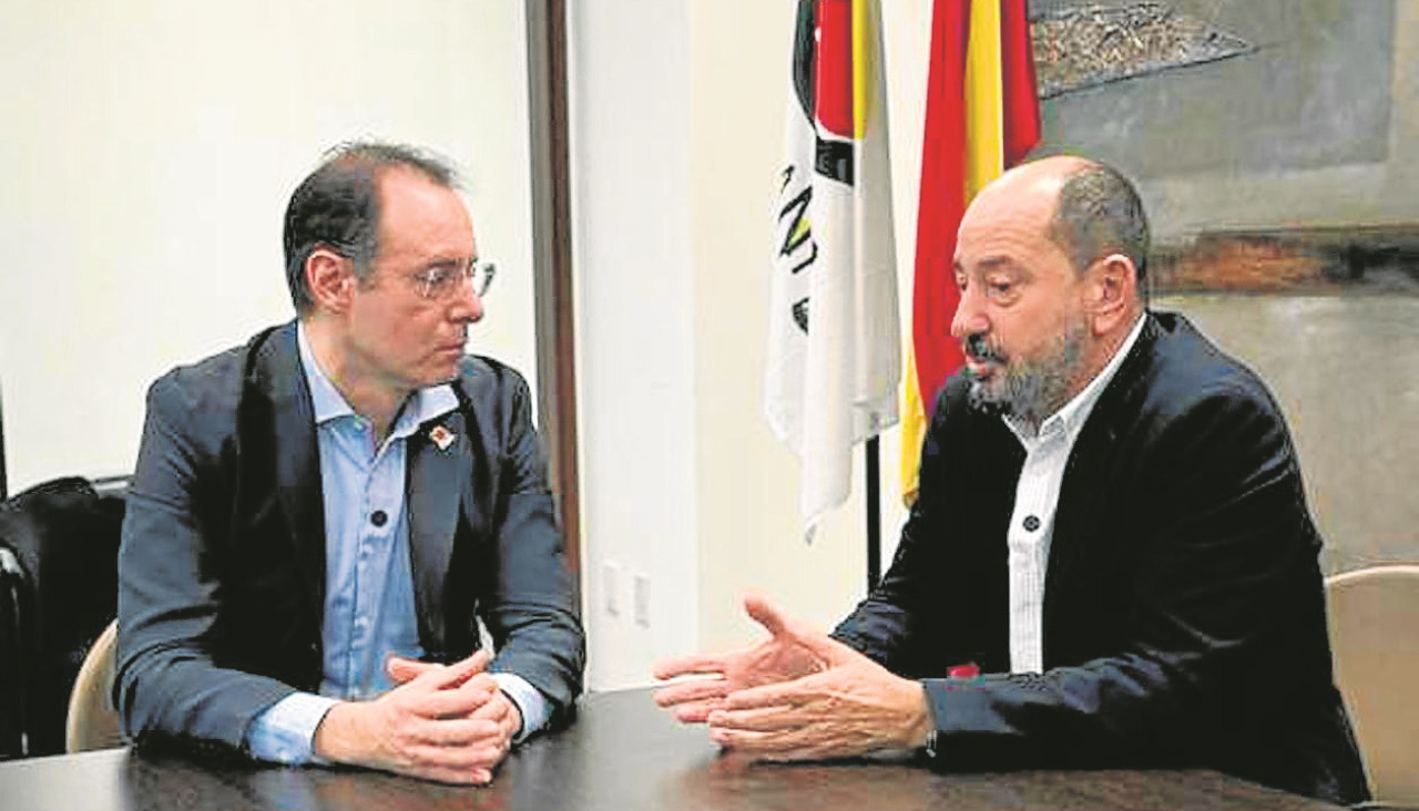 Reunión de Xosé Merelles en Nova York