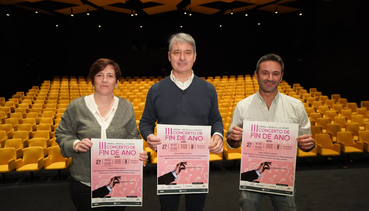 Un momento de la presentación del concierto en el auditorio municipal
