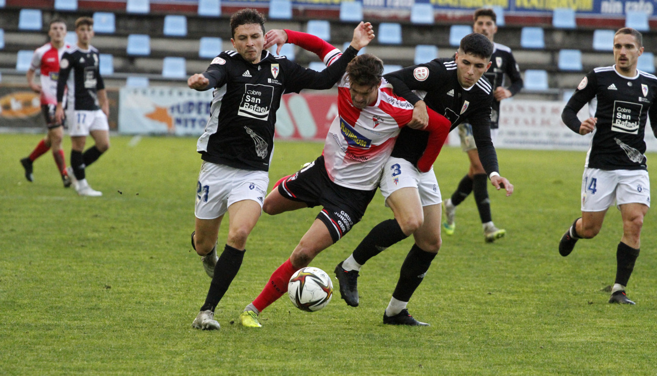 Arosa y Compostela no se ven las caras desde la temporada 2021-2022 en Segunda RFEF