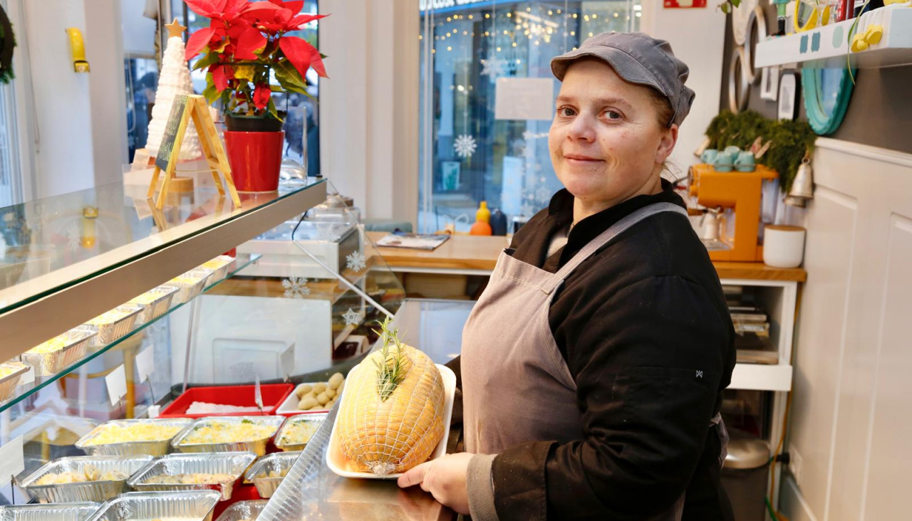 Bea Señoráns, gerente del establecimiento de comida para llevar Pío Pío
