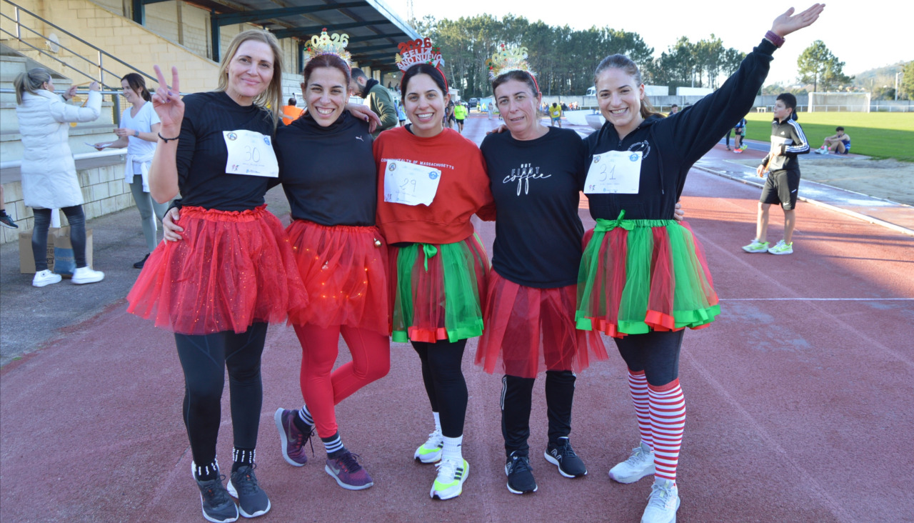 La prueba contó con la participación de un total de 84 atletas, de los que varios acudieron disfrazados