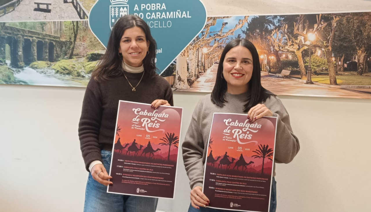 La concejala de Servizos Municipais y una técnica municipal presentaron carteles del evento