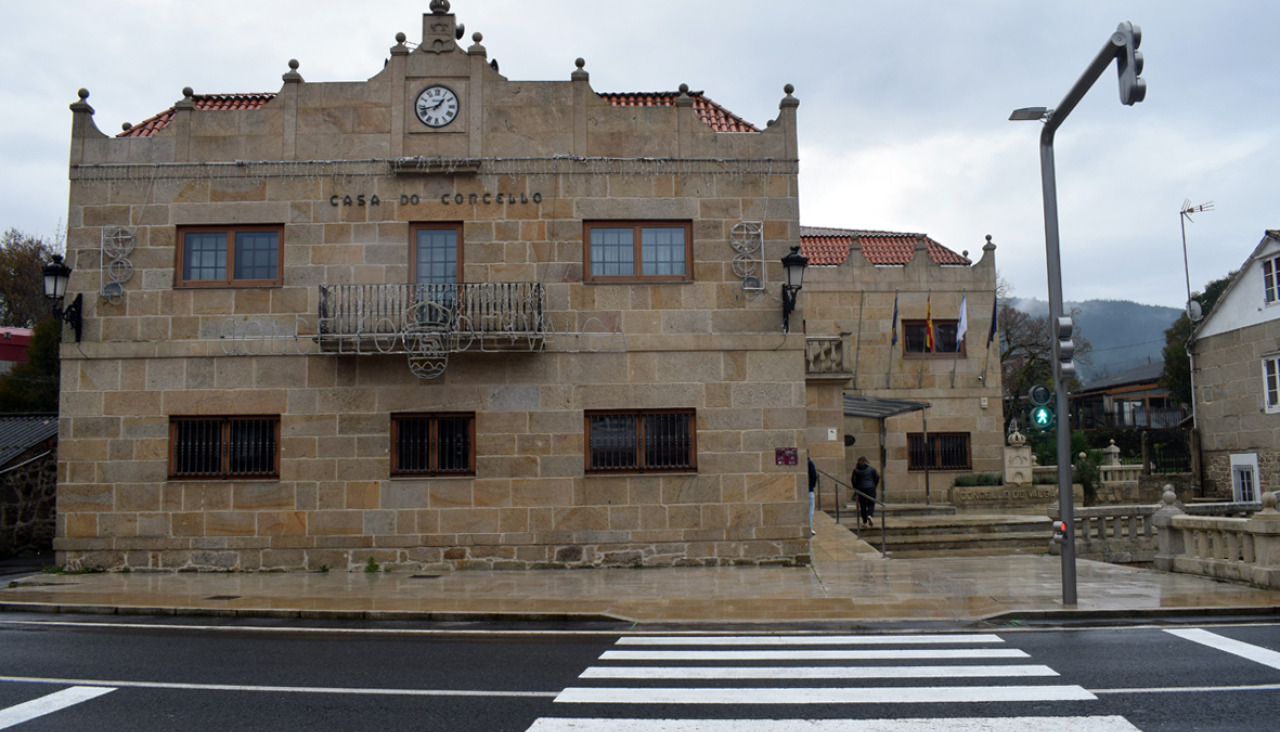 Nuevo paso de peatones frente a la casa consistorial