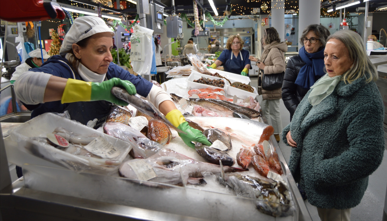 La formación mentoring que recibirán los placeros ribeirenses incidirá en la colocación de los productos en los puestos