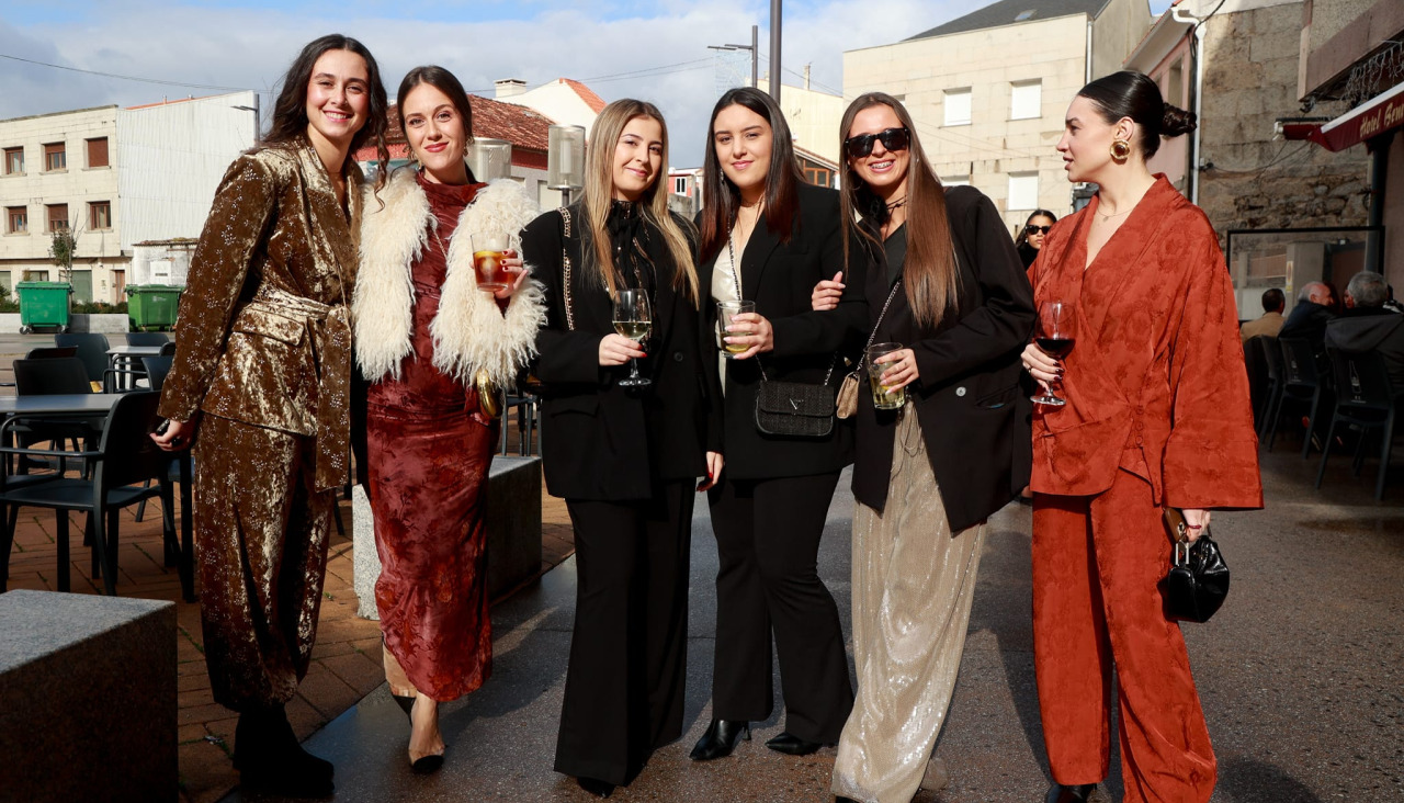 Un grupo de jóvenes durante la celebración de este 7 de enero en la villa insular