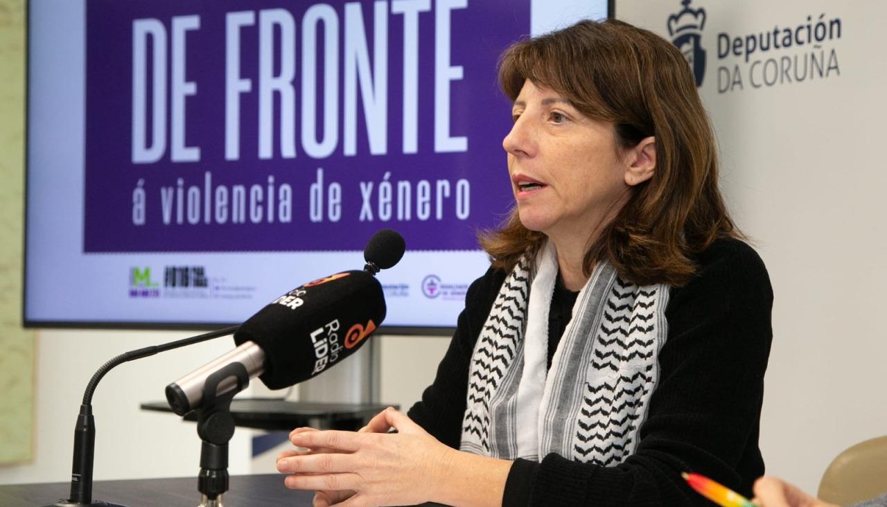 La diputada Sol Agra manifestó que la cifra referida demuestra el alto grado de implicación del tejido asociativo en la promoción de la igualdad y en la lucha contra la violencia machista