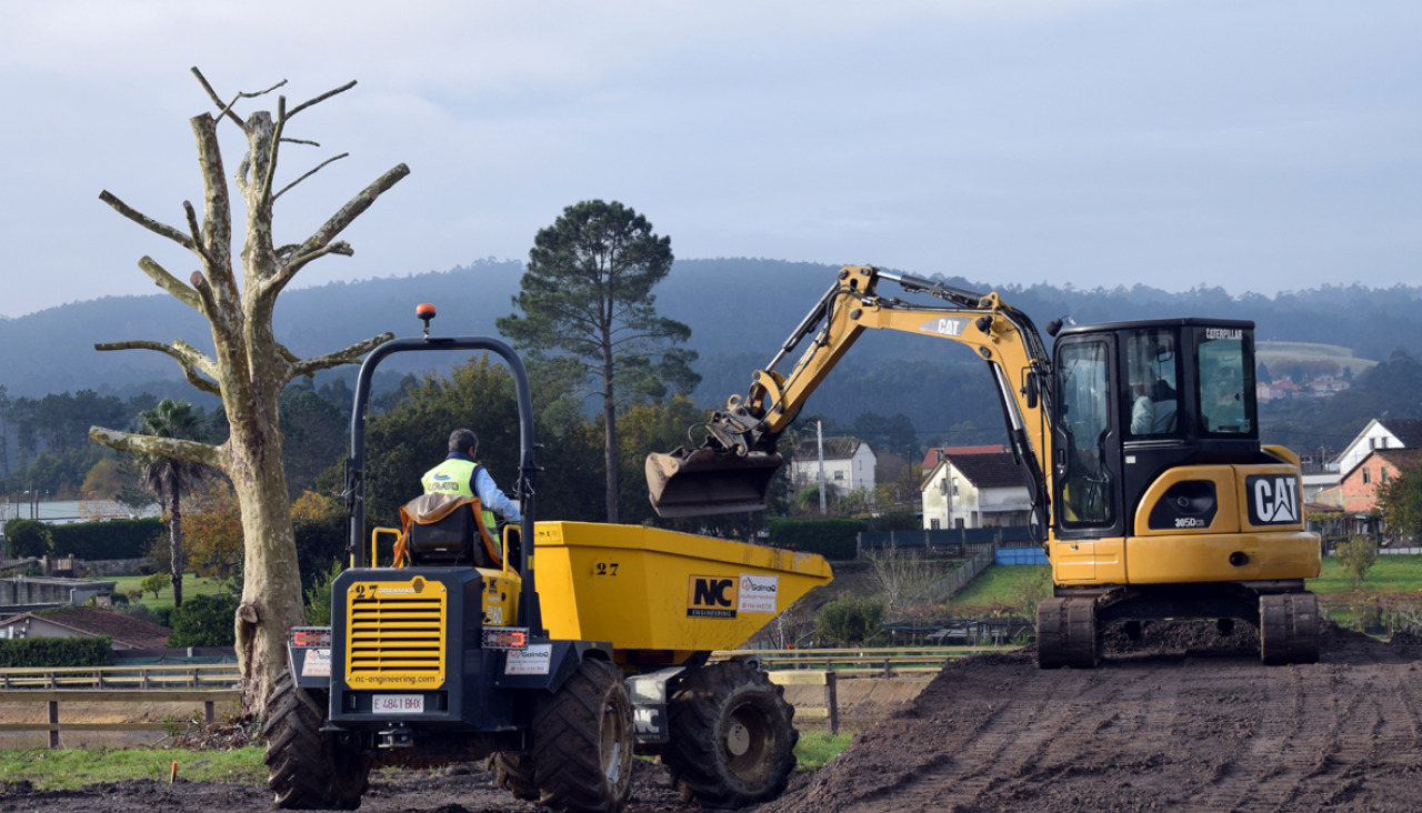 Trabajos en la laguna de Porto Piñeiro