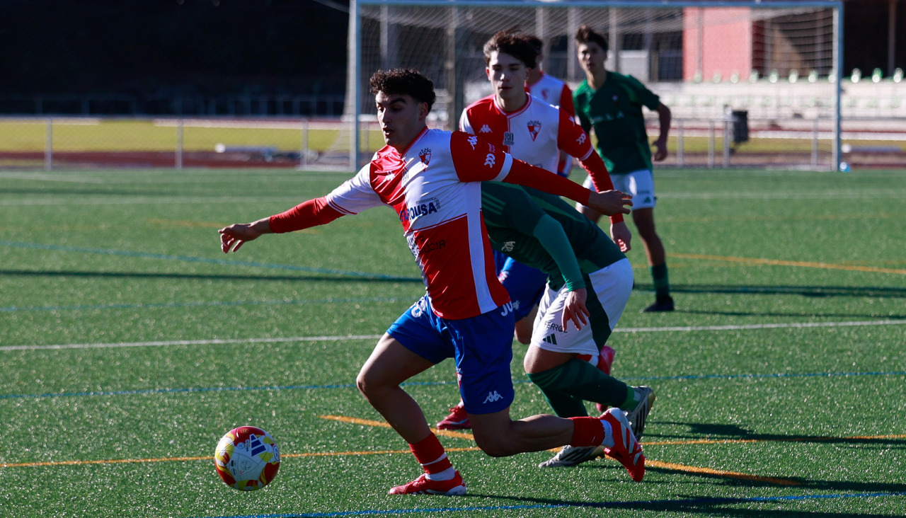 El Arosa Juvenil disputó la pasada jornada en casa ante el Ferrol
