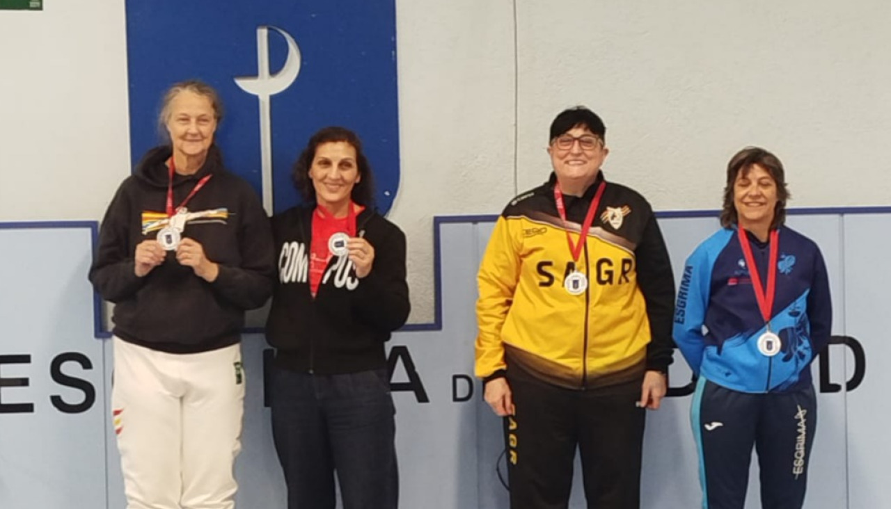 Araceli Bugallo, la segunda empezando por la izquierda, en Madrid