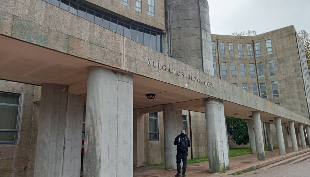 El juicio fue señalado para el miércoles 21 de enero en la sección compostelana de la Audiencia Provincial de A Coruña