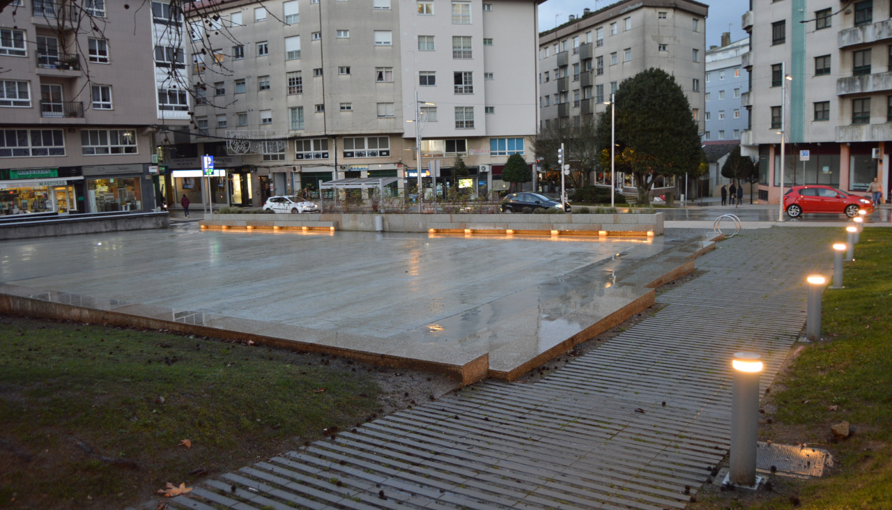Una de las principales peticiones para el casco urbano ribeirense es la creación de un parque infantil en la Praza do Centenario, actuación que ya se incluye en el presupuesto de 2025