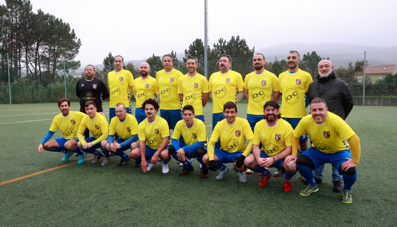 Formación del Soho Cambados, que atraviesa por su mejor racha de resultados esta temporada en el grupo 1 de Primera de Veteranos