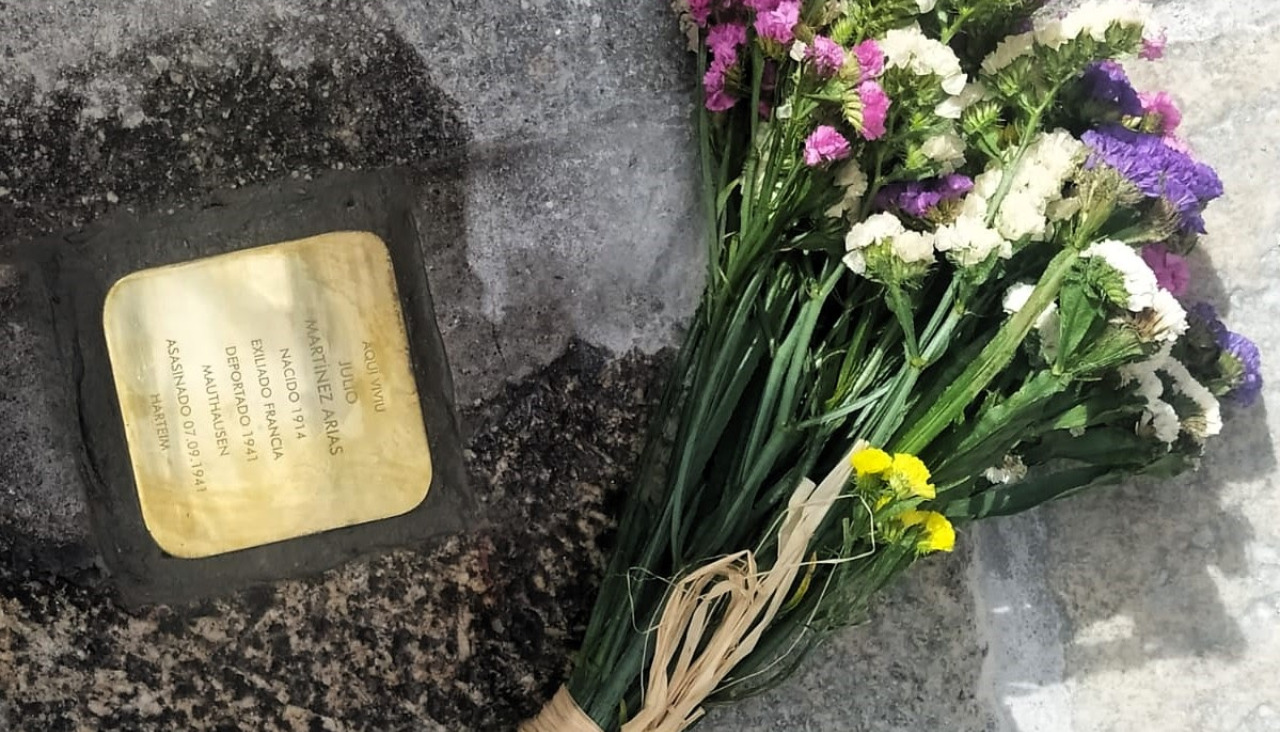 Una de las piedras colocadas en A Coruña