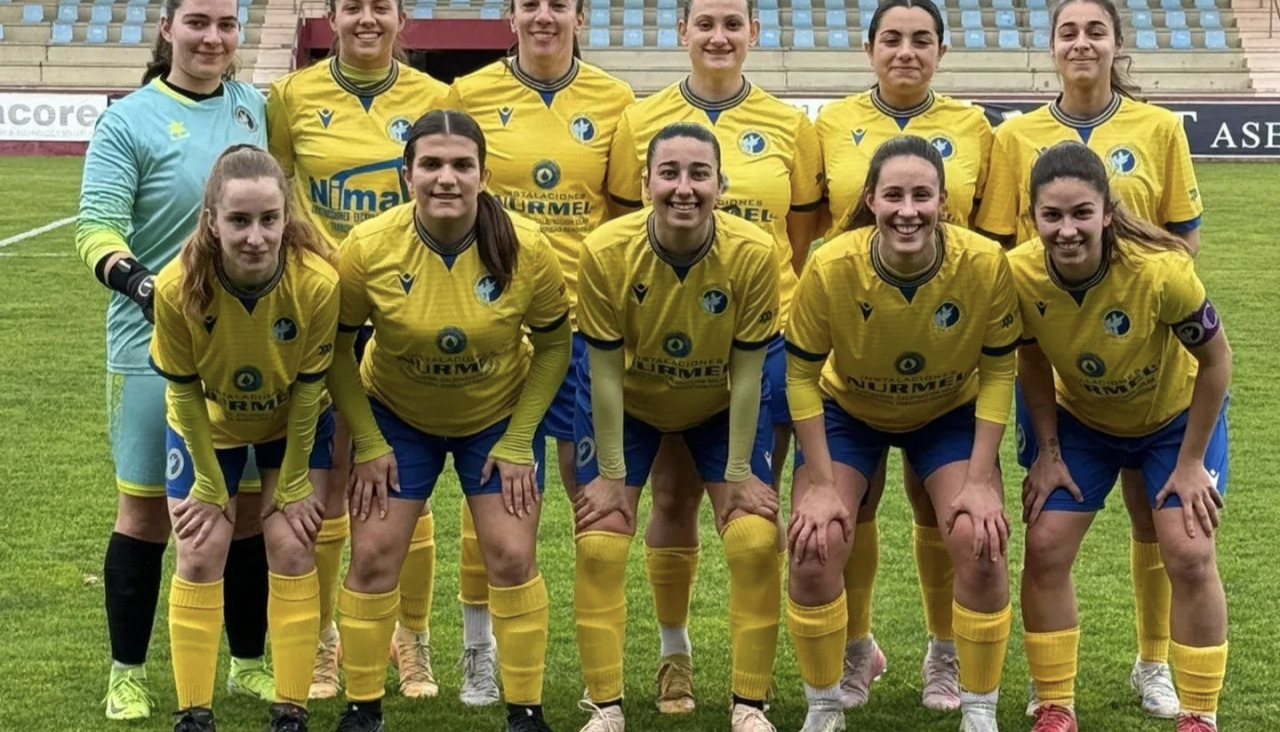 El Atlético Arousana regresó al campo de A Lomba con victoria