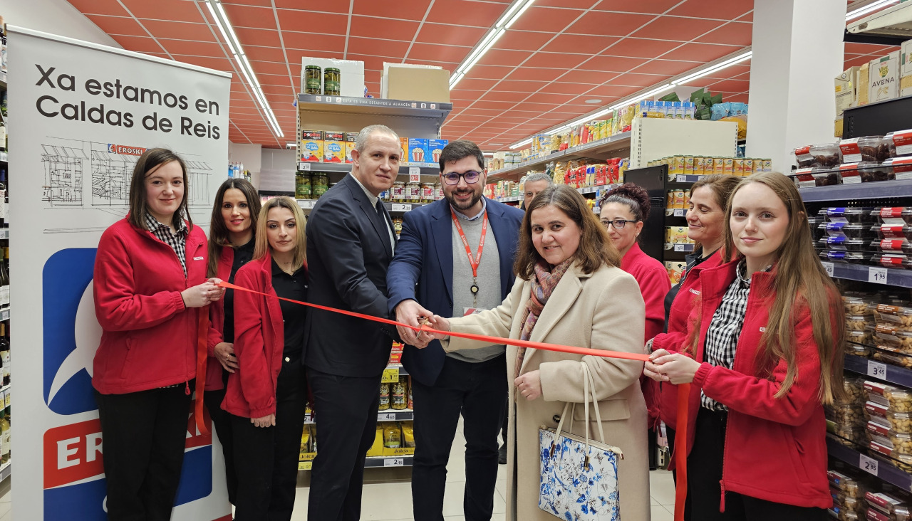 Acto de inauguración del nuevo Eroski City en Caldas