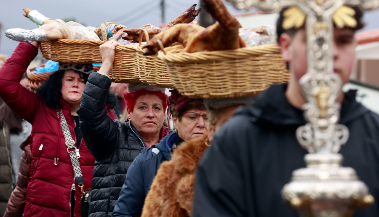 Este año se donaron 14 patas de cerdo, cuatro más que el año pasado