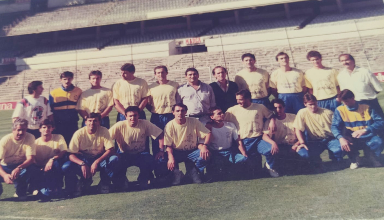 CJ Cambados de la temporada 90-91 en el Santiago Bernabeu antes de enfrentarse al Real Madrid B