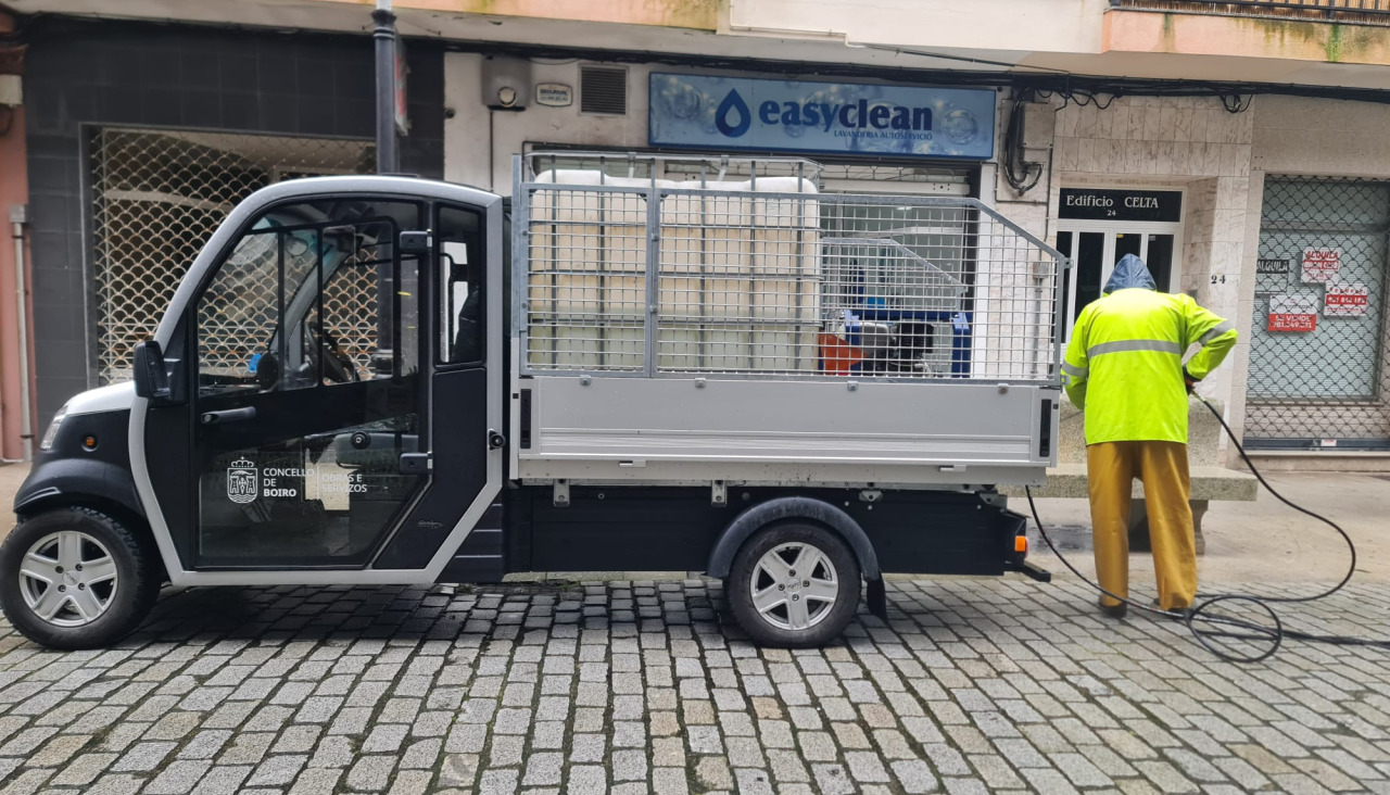 Nuevo vehículo adaptado para realizar baldeos y mejorar el trabajo manual