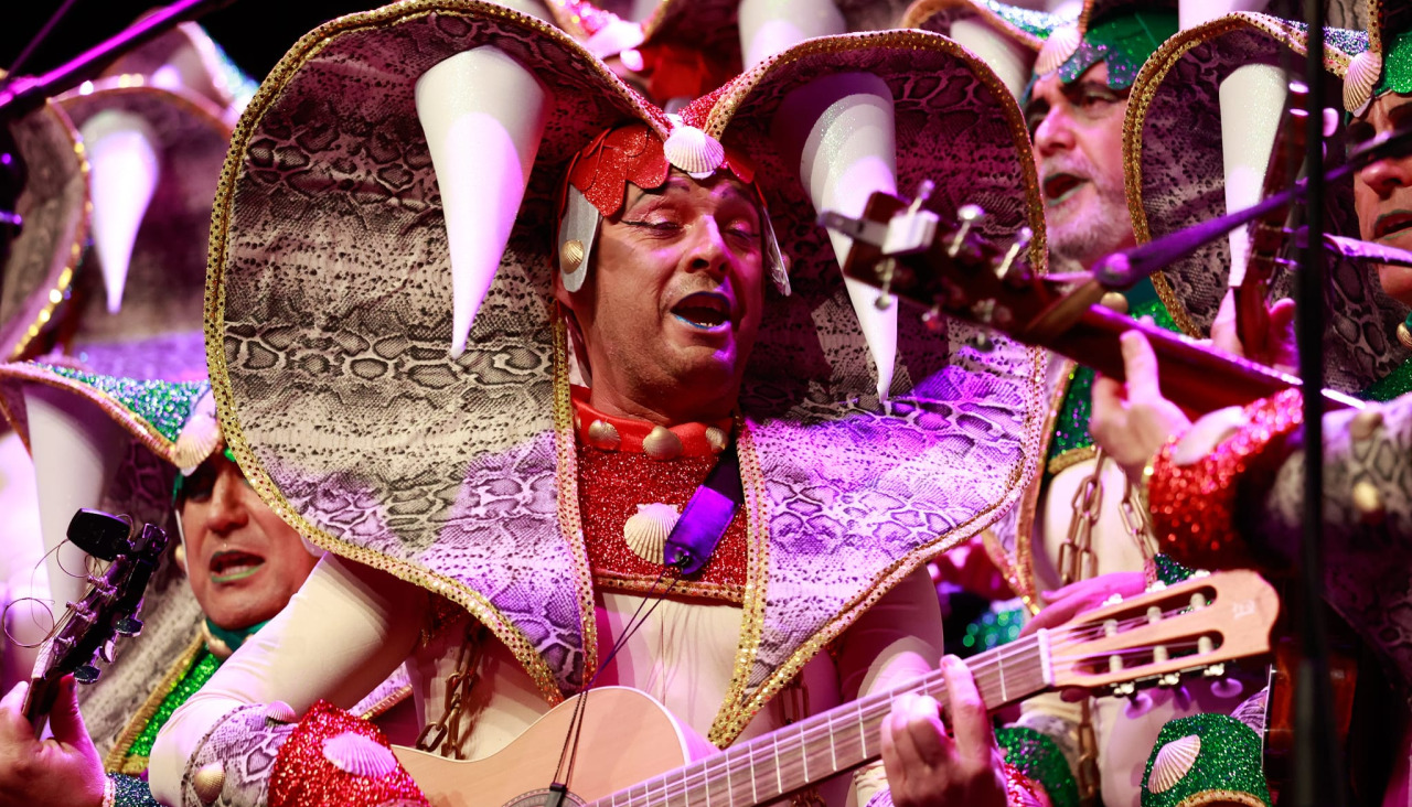 La comparsa Leña Verde se proclama campeona del mundo del Festival de ...