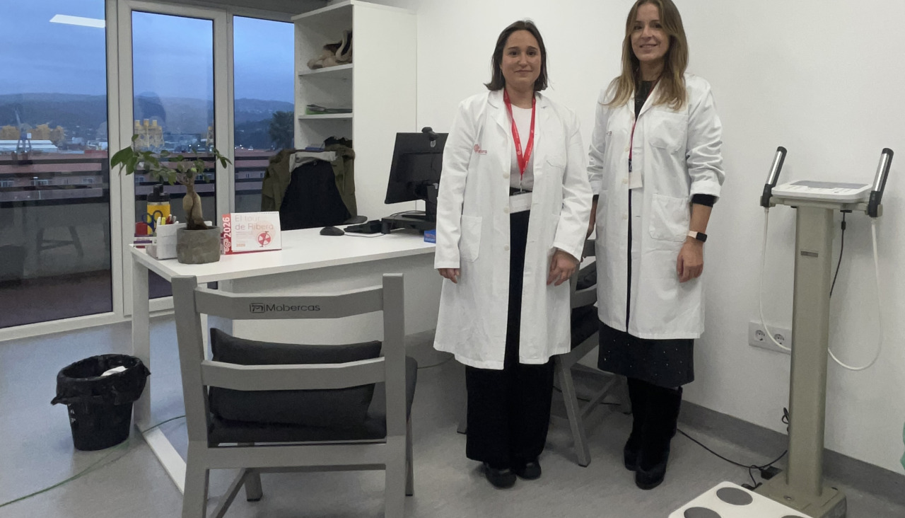Clara Caínzos y Eva Anca, nutricionistas el hospital Ribera Juan Cardona

