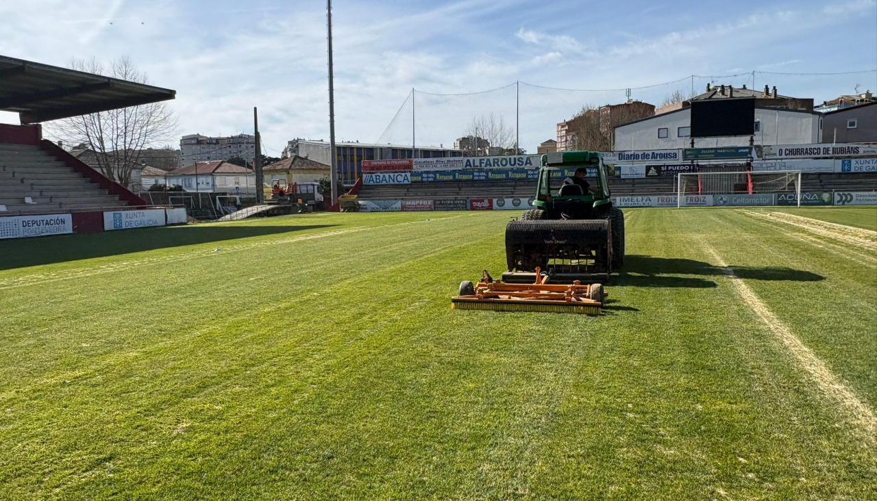 Imagen de los trabajos en el campo de fútbol