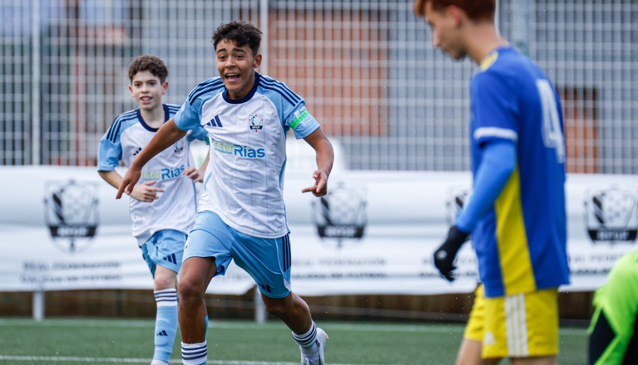 El vilagarciano Nico Mindiola en un partido con la Selección Gallega