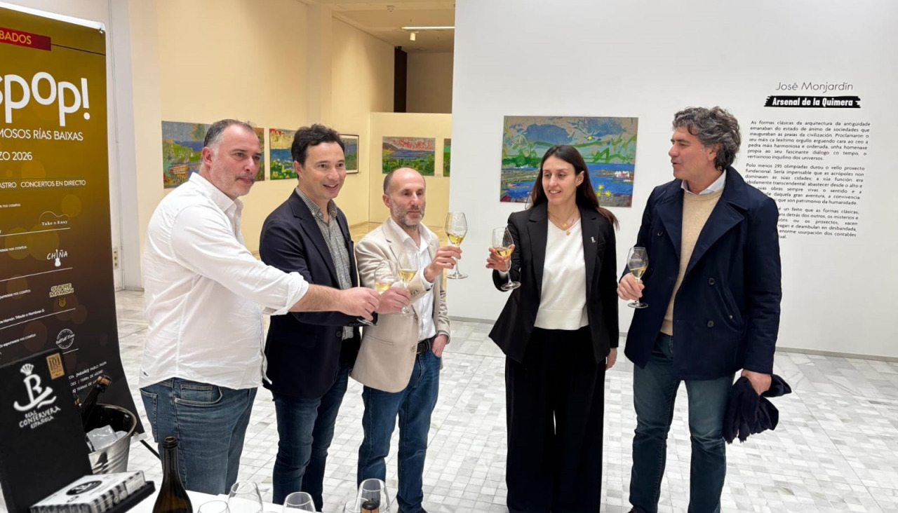 El edil de Enoturismo, José Ramón Abal, y el alcalde ourensano, Gonzalo Pérez Jácome, en la presentación